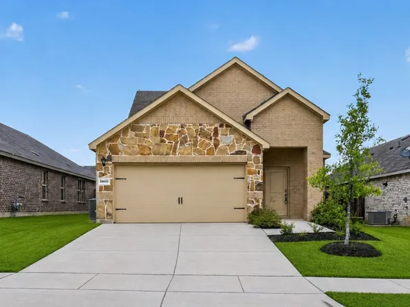 3955 Oak Creek Cir, Denison, TX 75020