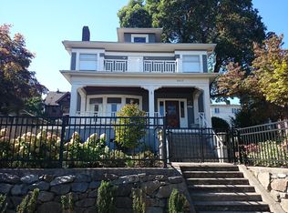 1017 23rd Ave E, Seattle, WA 98112