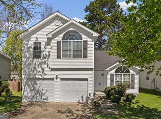2816 Two Lakes Cir S, Atlanta, GA 30349
