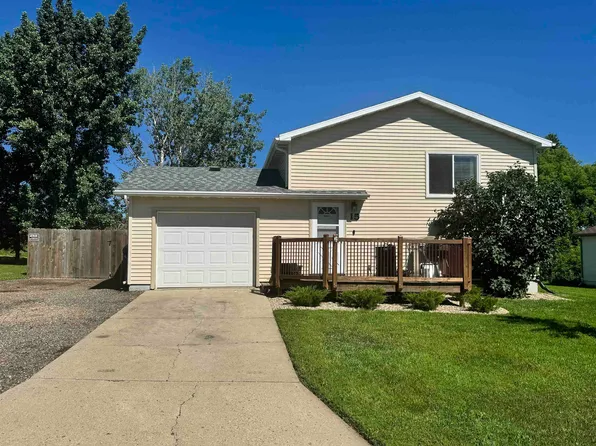15 Durango Dr, Burlington, ND 58722