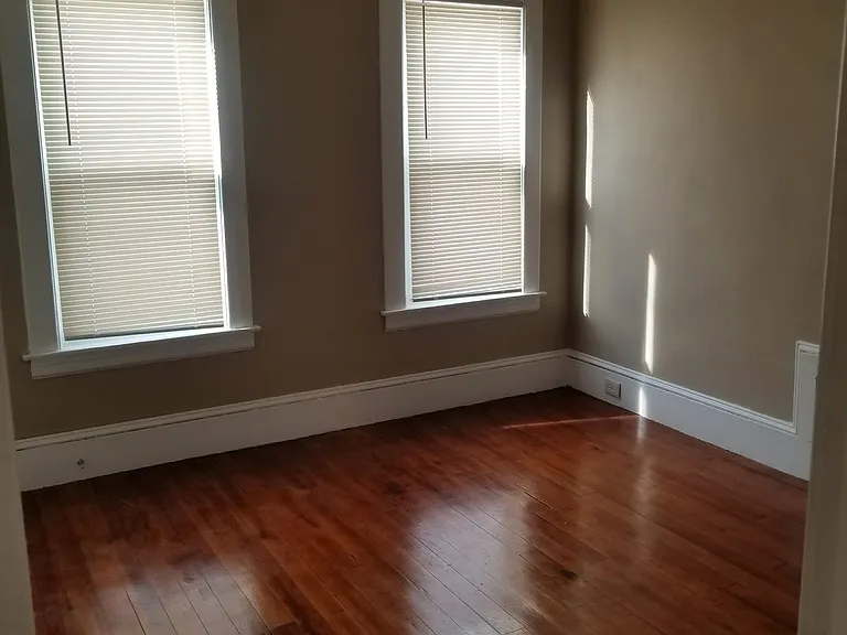 27 Fairview Ave #29 — Photo 9