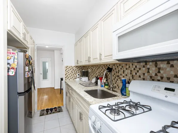 88-09 35th Avenue image 12 of 19