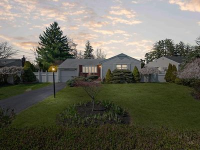 29 Main Avenue, Wheatley Heights, NY, 11798