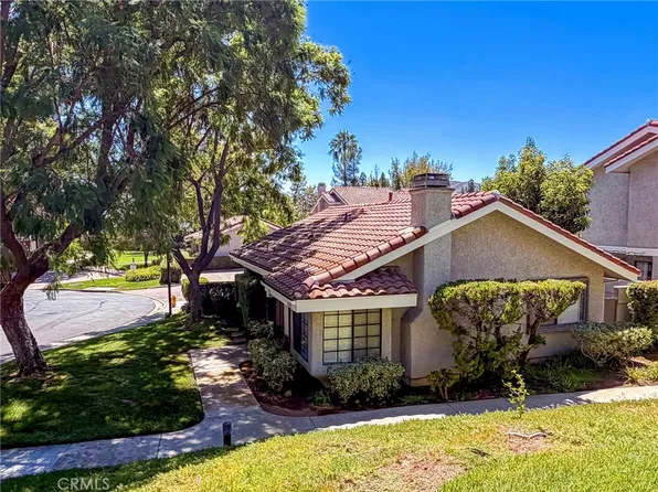 929 Thistlegate Rd, Oak Park, CA 91377