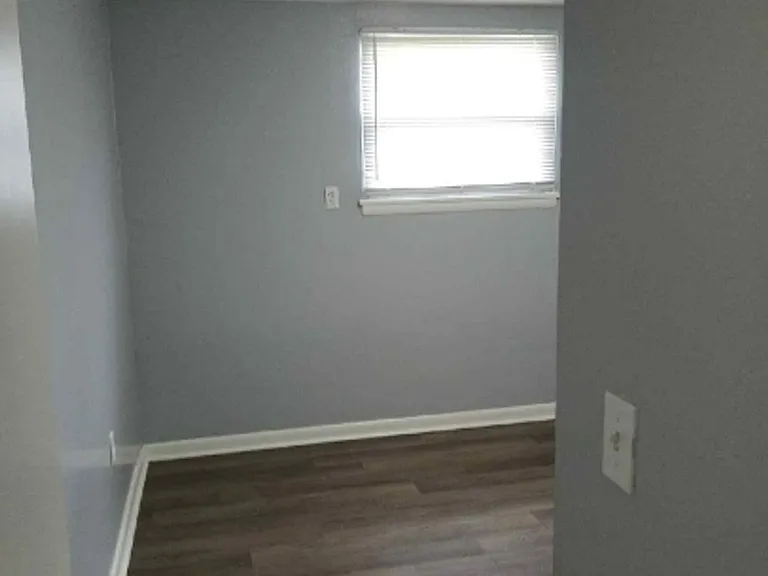 4900-4903 Saddlebrook Ln — Photo 11