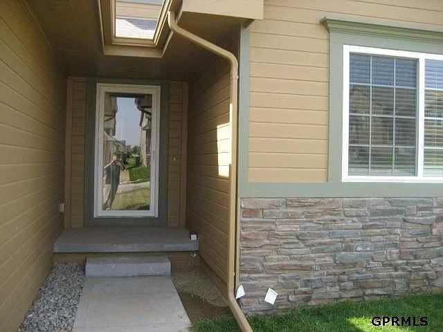 Entry at front