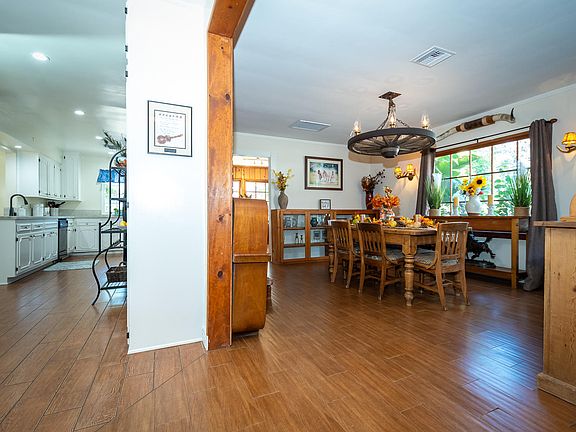 5th image of 10354 McBroom St