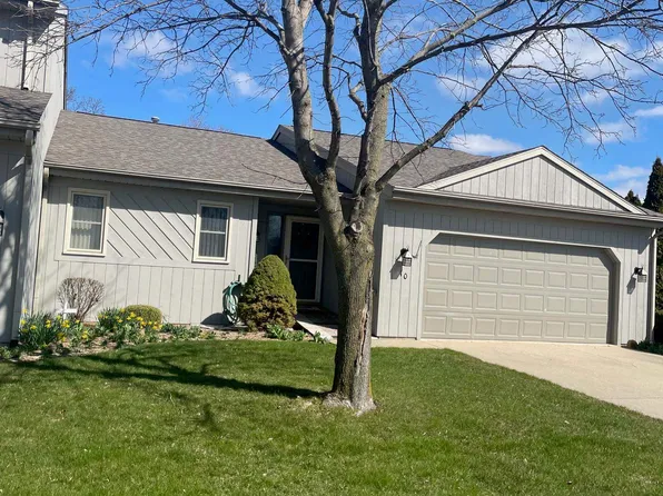 10 Pine Grove Dr, Frankenmuth, MI 48734