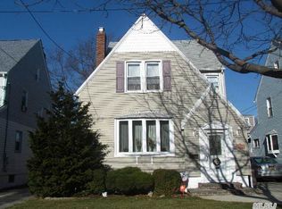 41 Kenmore Rd, Valley Stream, NY 11581
