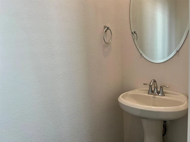 5719 Foggy Vine Ct — Photo 16