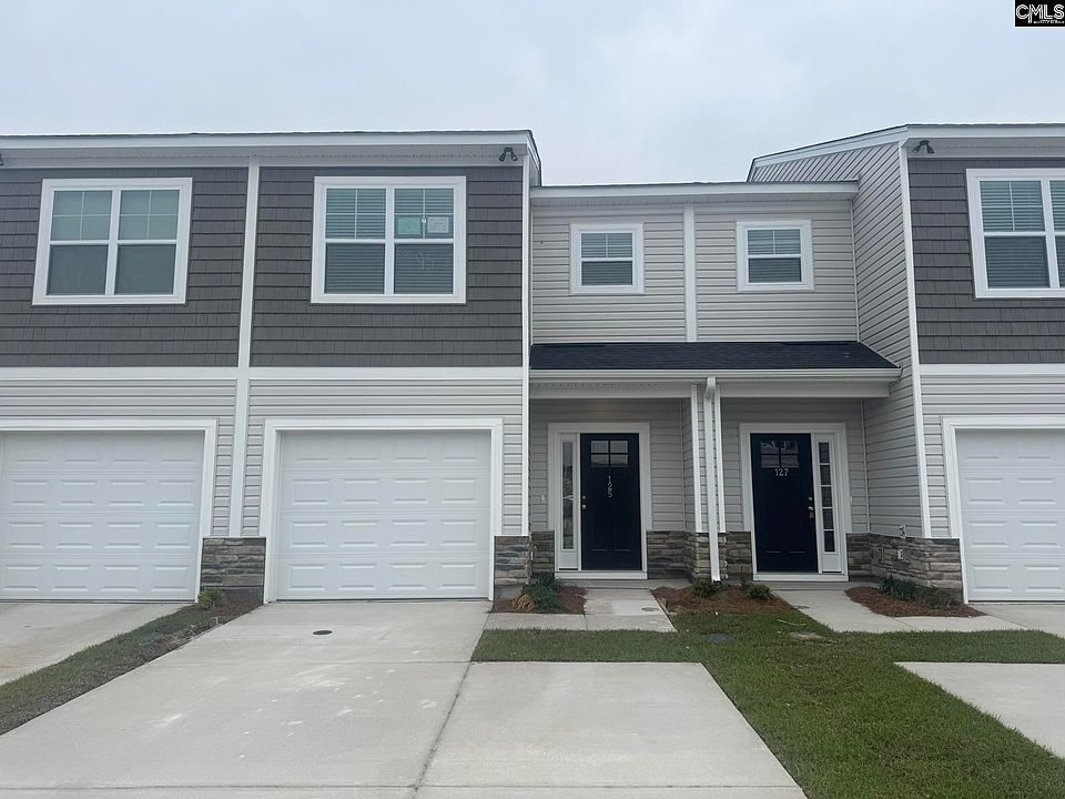 1st image of 125 Carr Ln