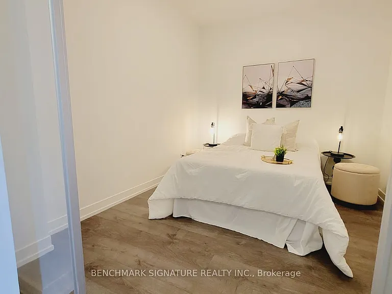 270 Dufferin St #18 — Photo 11
