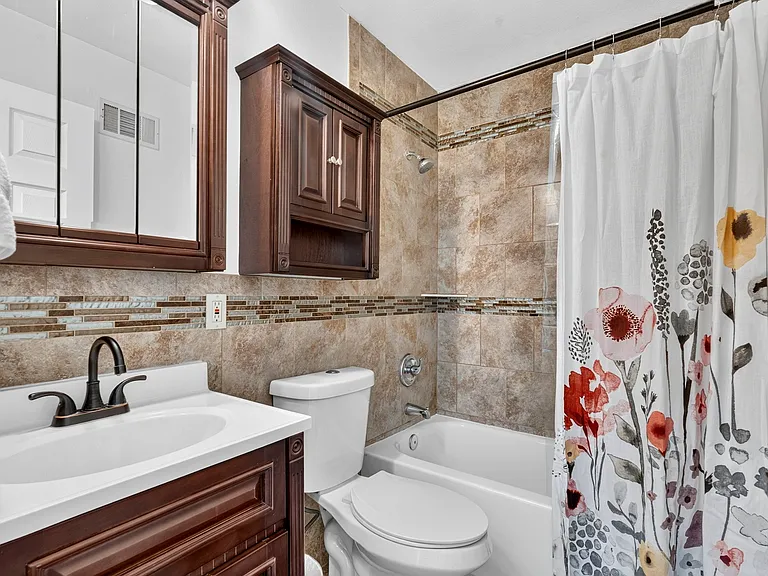 615 Loyola Dr — Photo 23