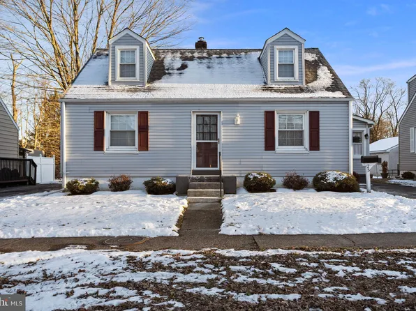 23 W Upper Ferry Rd, Ewing, NJ 08628