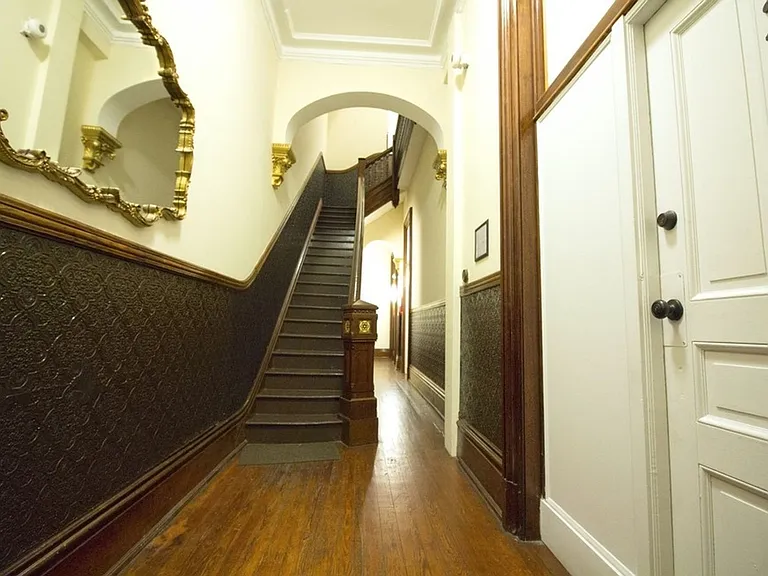 1410 Eutaw Pl — Photo 15