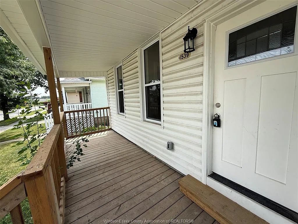 2 bed, $1,900 — Photo 4
