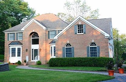 1st image of 64 Pine Blvd