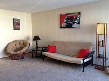 2nd image of 902 Pinon Dr Unit 4