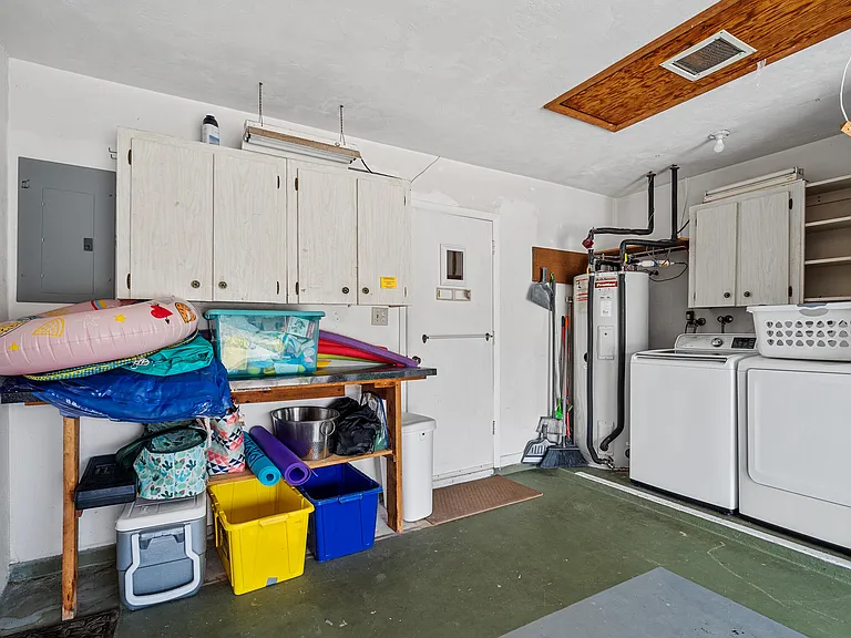 1120 Morse Blvd — Photo 37
