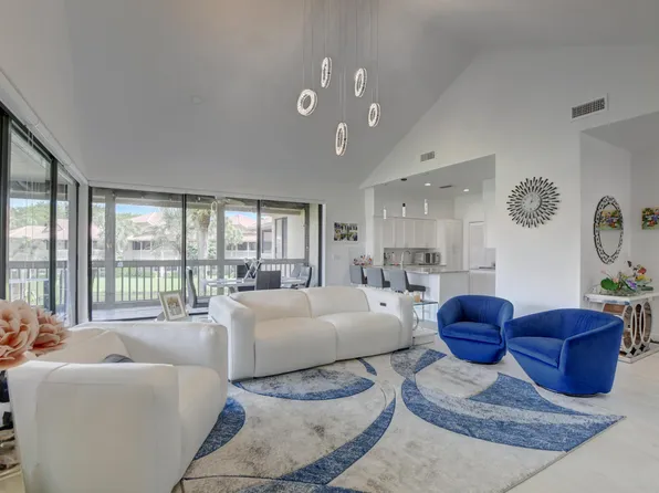 19305 Sabal Lake Drive, Boca Raton, FL 33434