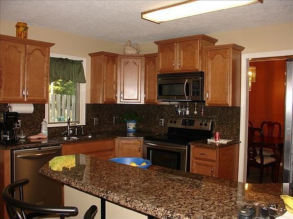 New Granite Counter Tops, New Cabinets