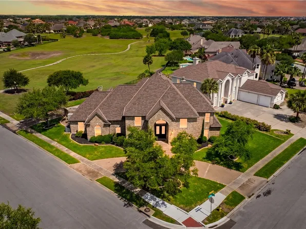 6233 Bourbonais Dr, Corpus Christi, TX 78414