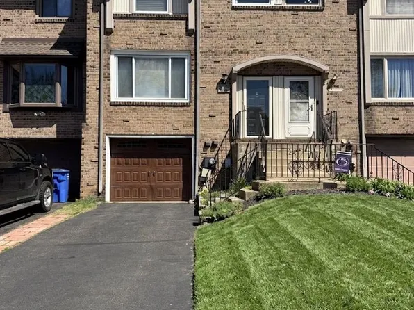 1023 Burnley Ct, Bensalem, PA 19020