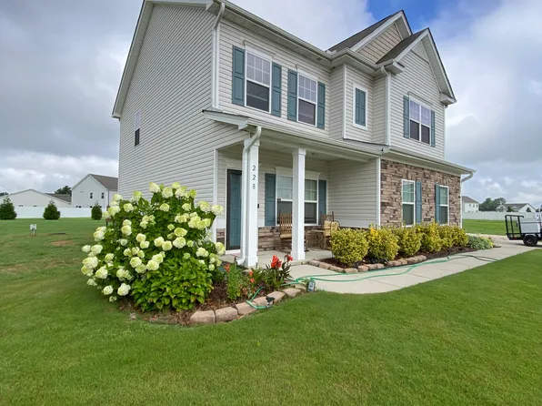 228 Monroe Fields Dr, Benson, NC 27504