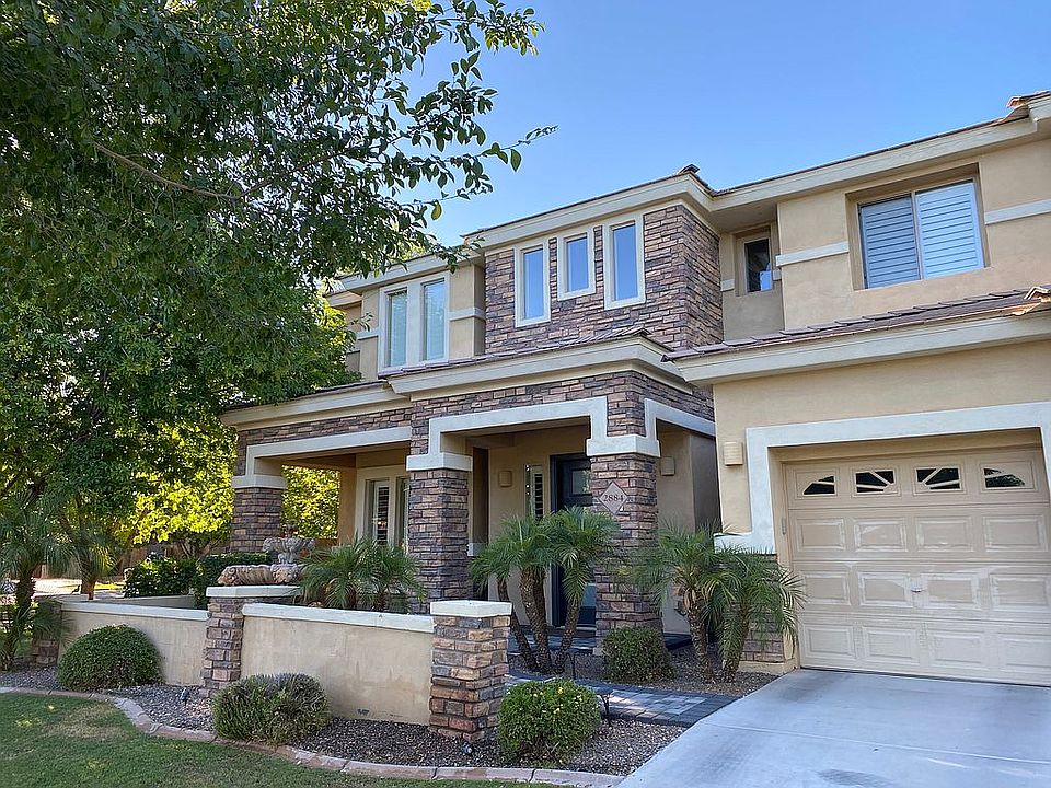 2nd image of 2884 E Comstock Dr