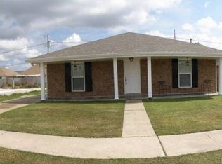 2905 Bradbury St, Meraux, LA 70075