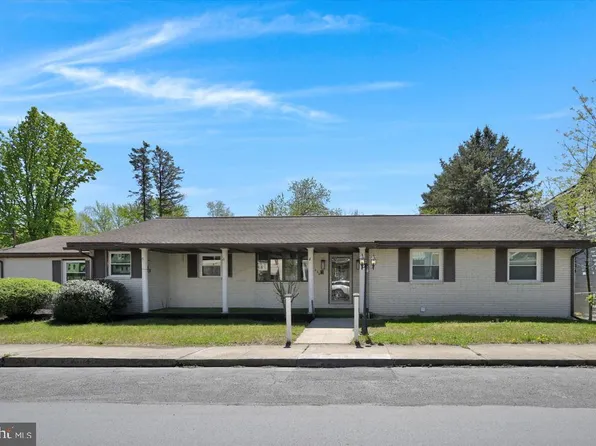330 E Centre St, Shenandoah, PA 17976