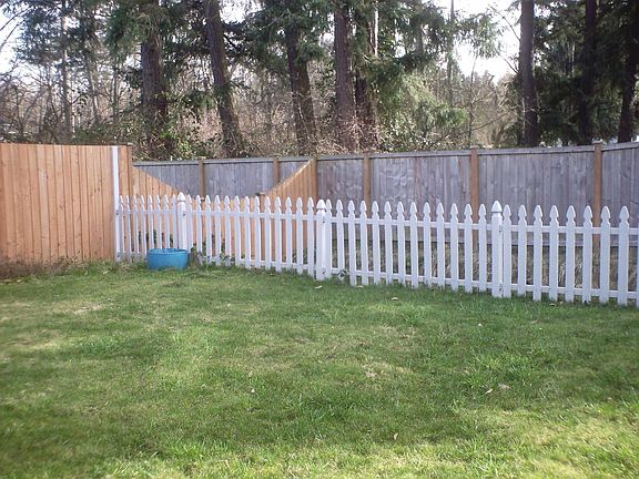 3rd image of 1910 86th St E