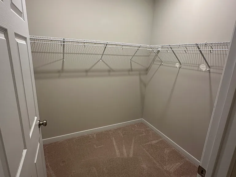 Walk in closet