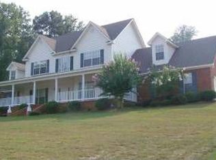 78 Wynridge Ct, Deatsville, AL 36022