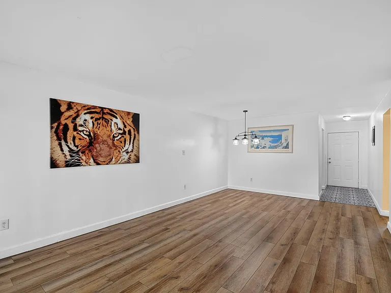 1505 Crescent Cir #B24 — Photo 19