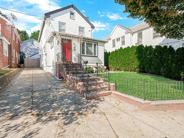 45-20 156th St, Flushing, NY 11355