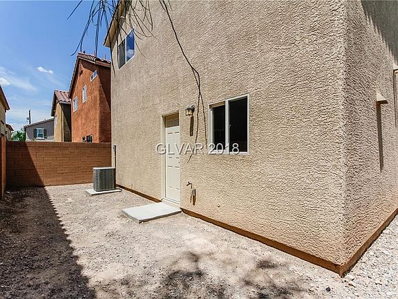 3rd image of 4929 Blue Marlin Ave