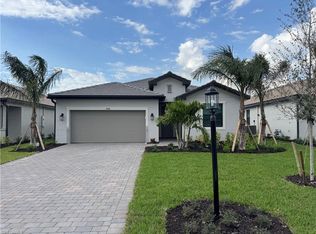 19398 Hinkley Dr, Estero, FL 33928