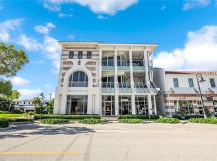 382 12th Ave S #4, Naples, FL 34102