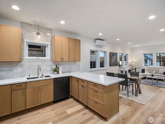 5th image of 1004 N 48th Street #A