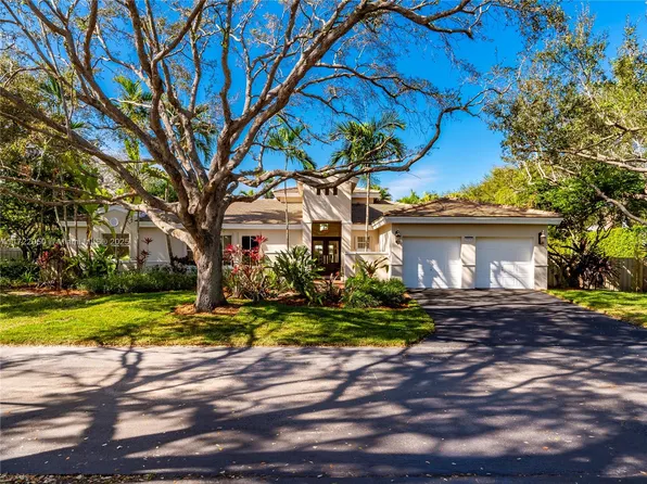 15040 SW 75th Ct, Palmetto Bay, FL 33158