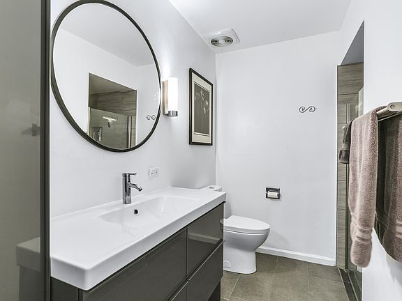 Newly remodeled hall bath