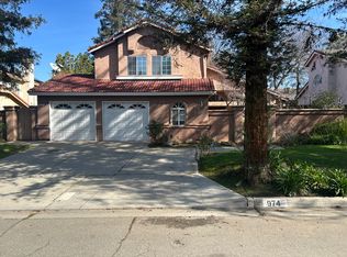 974 E Buckhill Rd, Fresno, CA 93720