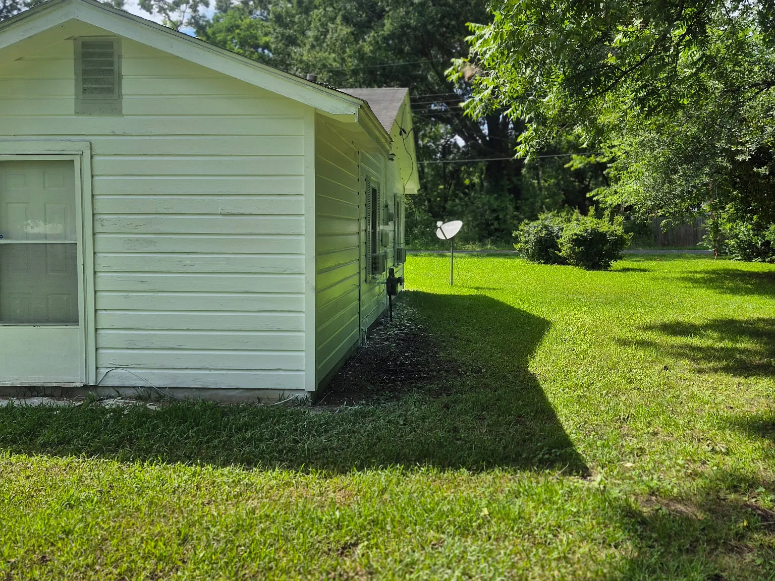3 bed, 1717 sqft, $850 — Photo 3