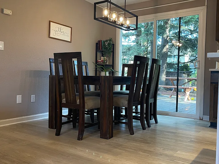 802 SW 15th St — Photo 3