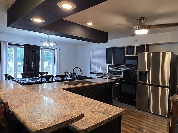 4th image of 705 5th St SW