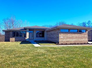 4129 Timber Ridge Dr, Ann Arbor, MI 48108