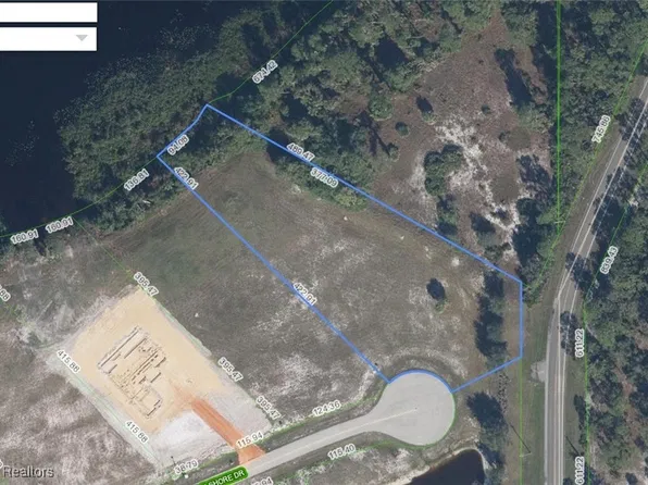 4000 Camp Shore Dr, Sebring, FL 33875