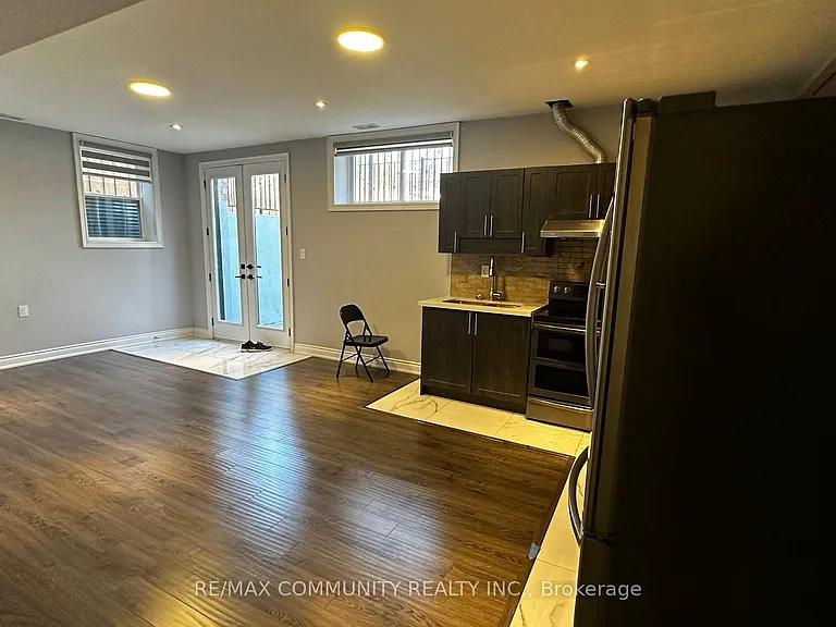 331 Morrish Rd — Photo 4