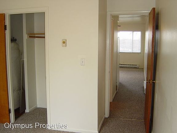 2nd image of 615 W 15th St #2882780